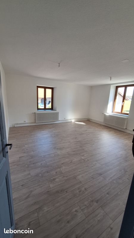 Appartement à louer, 117m², Censeau