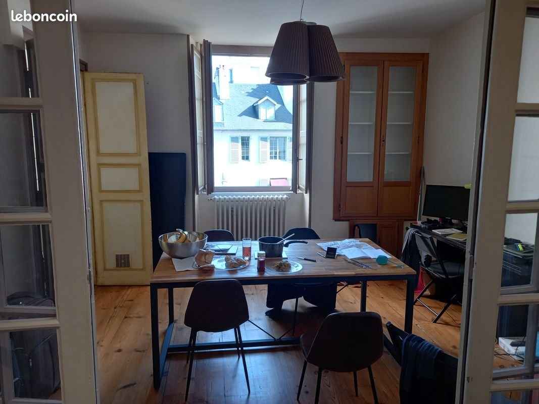 Appartement à louer, 97m², Pau