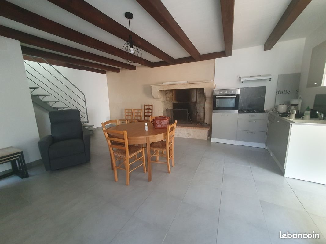 Maison à vendre, 190m², Mairé-Levescault