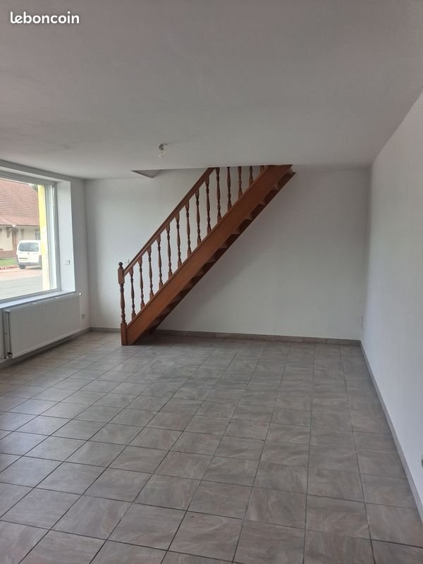 Maison à louer, 110m², Saint-Michel-sur-Ternoise