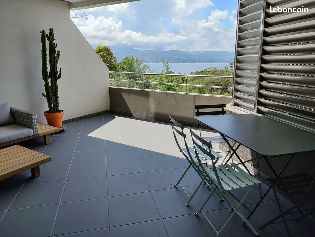 Appartement à louer, 51m², Ajaccio