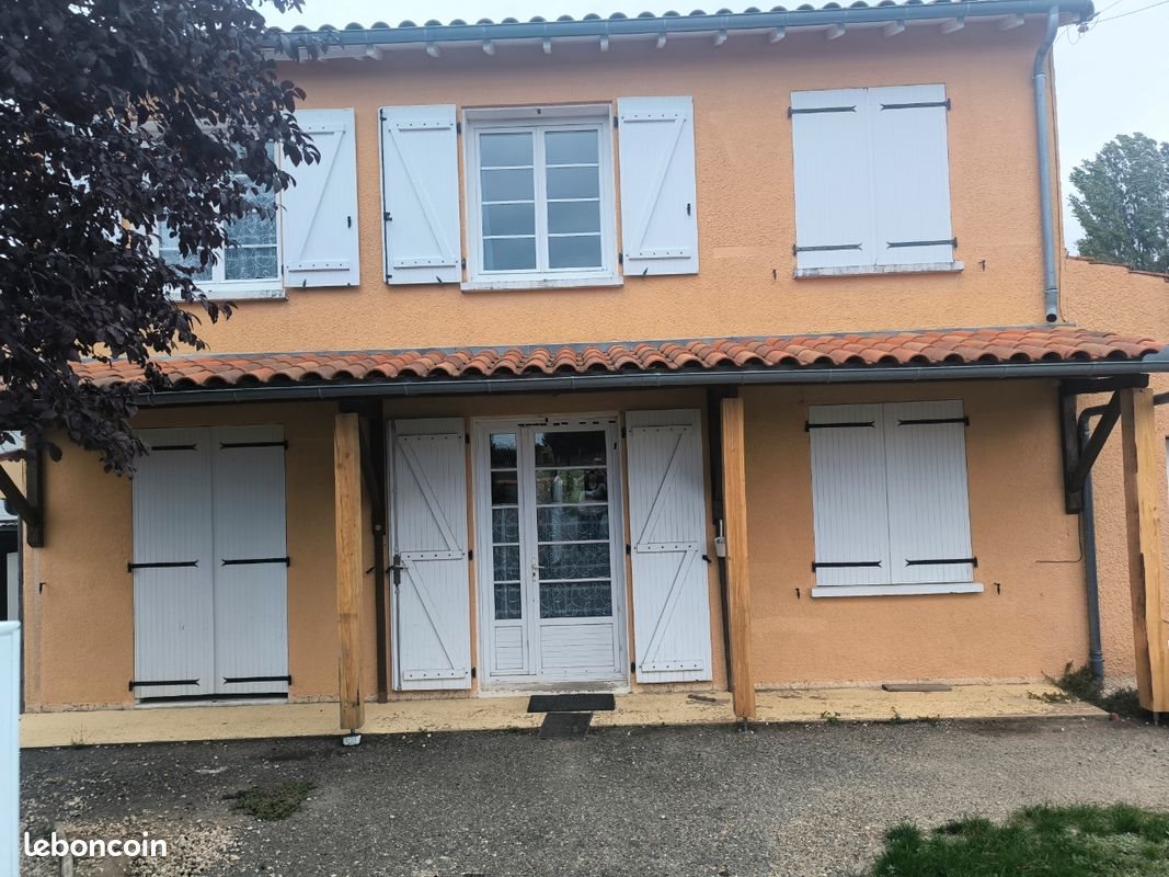 Maison à louer, 98m², Usson-du-Poitou