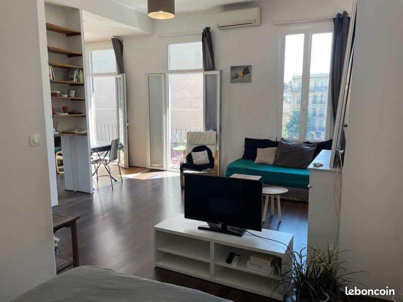 Appartement à louer, 40m², Marseille 6ème