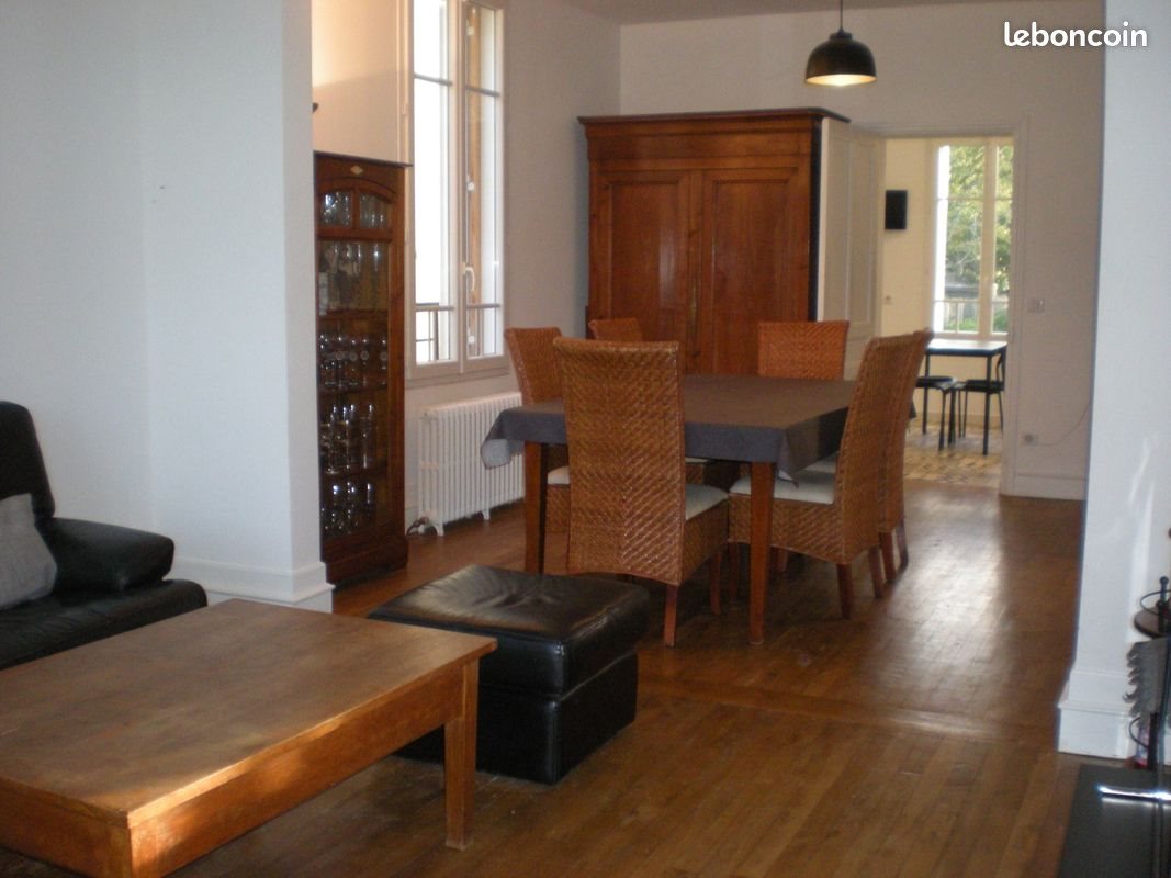 Maison à louer, 155m², Montpon-Ménestérol