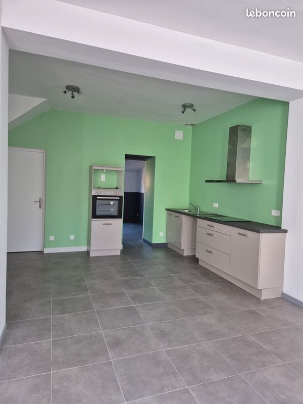 Maison à louer, 85m², Vallon-sur-Gée