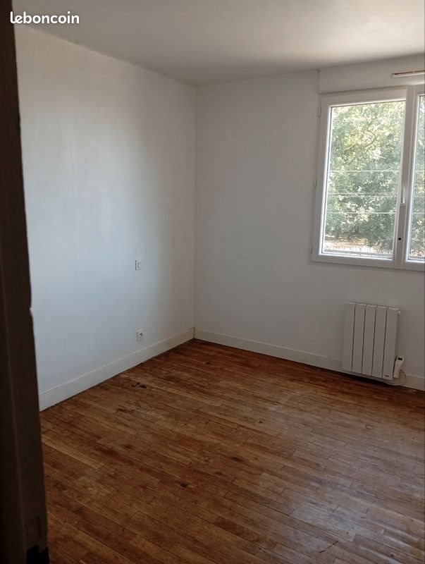 Maison à louer, 75m², Saint-Caradec-Trégomel