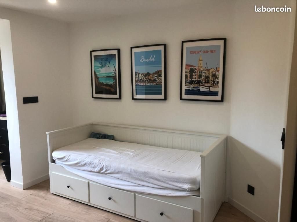Appartement à louer, 25m², Sanary-sur-Mer