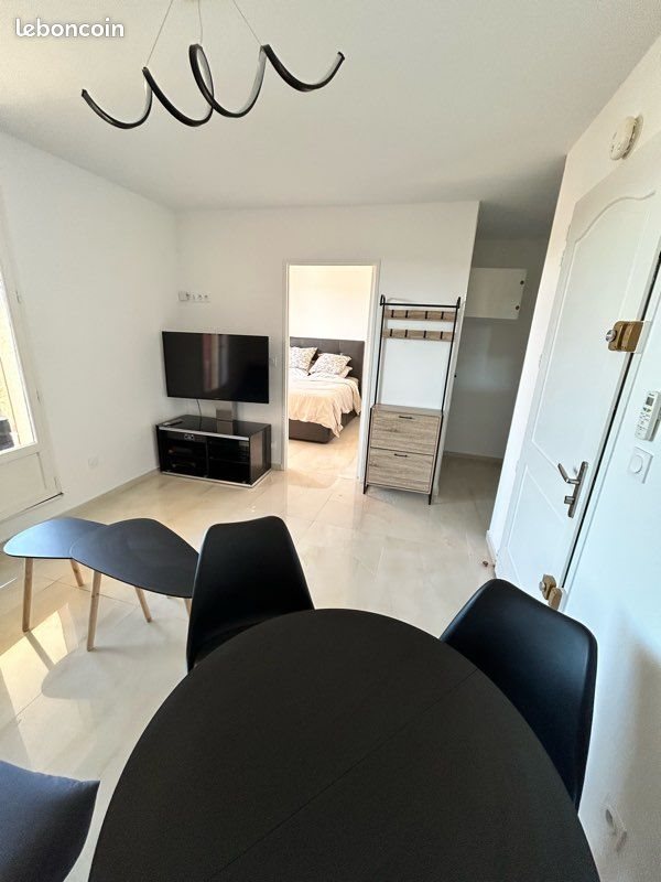 Appartement à louer, 32m², Vallauris