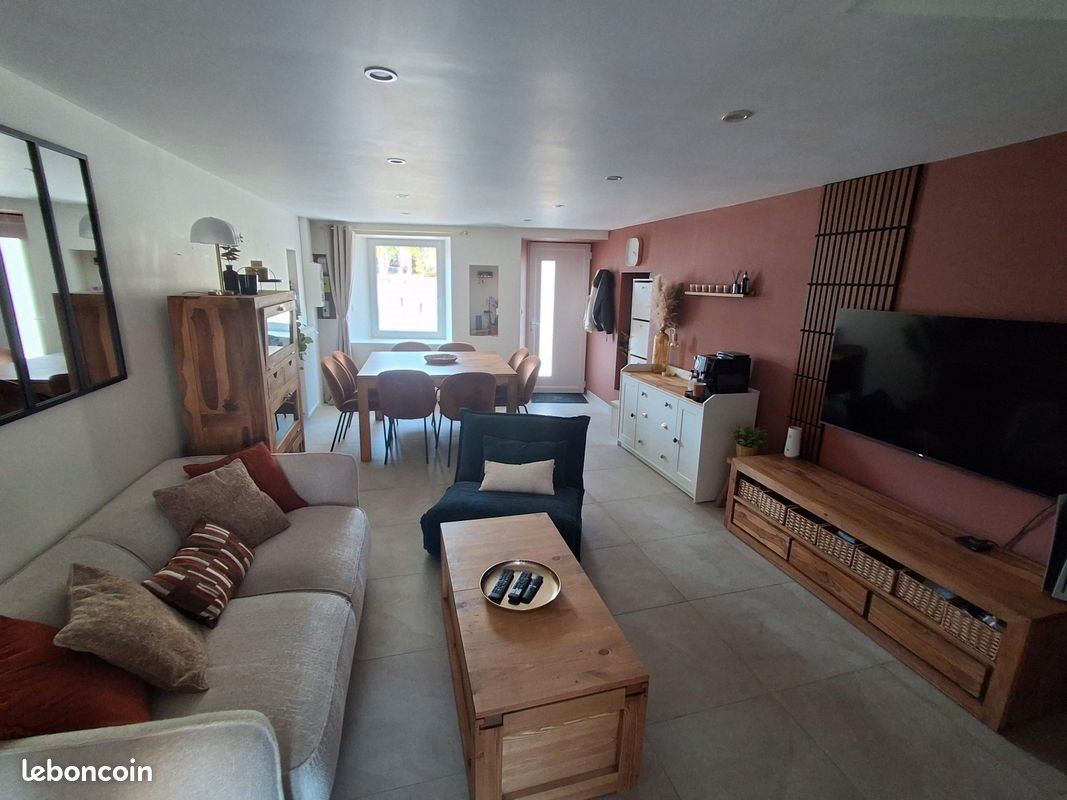 Maison à louer, 80m², Cérences