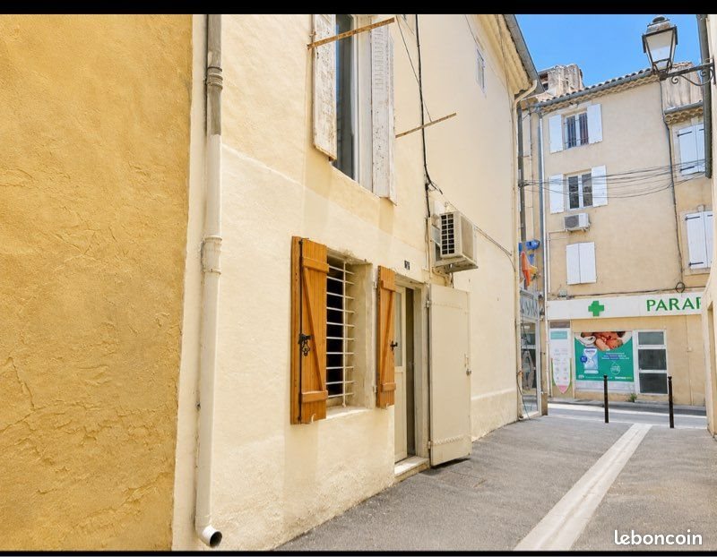 Maison à louer, 90m², Roquemaure