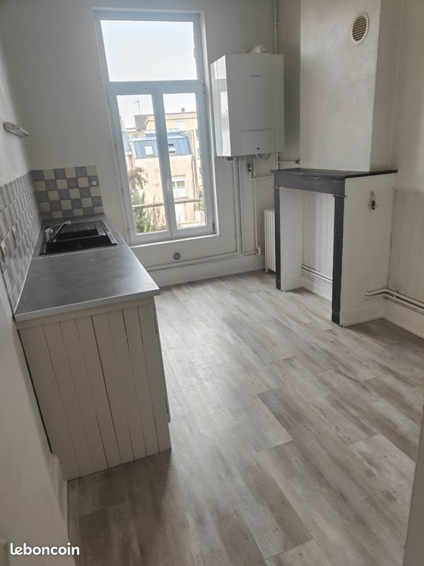 Appartement à louer, 62m², Charleville-Mézières