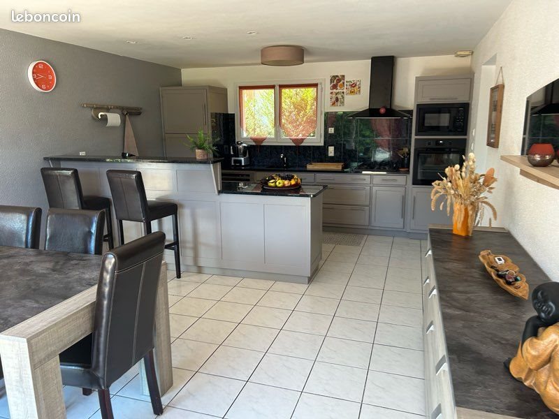 Maison à vendre, 170m², Marvejols