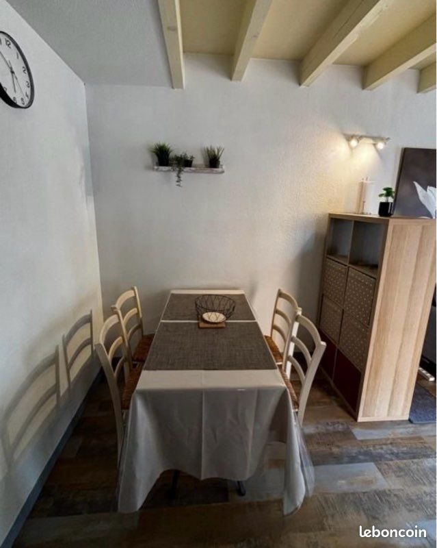 Appartement à louer, 45m², Gallargues-le-Montueux