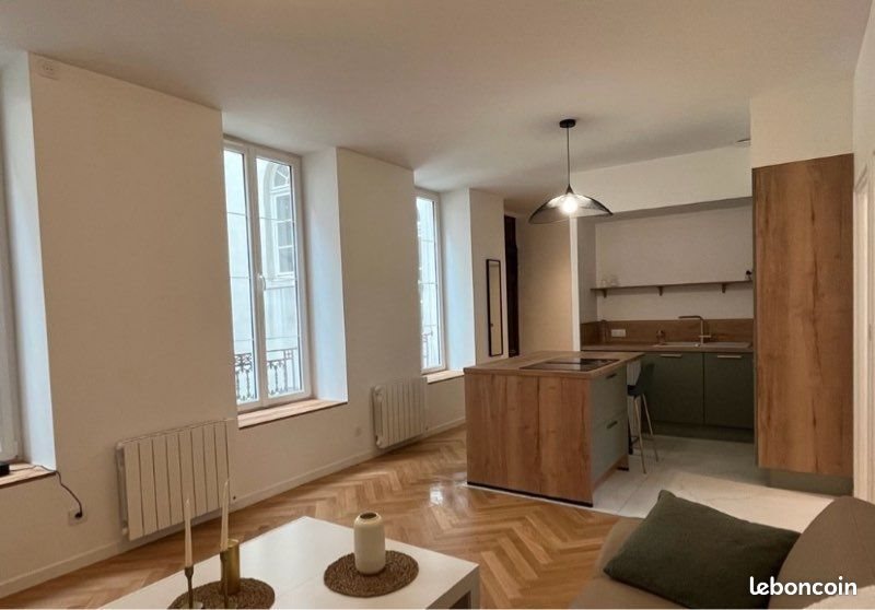Appartement à louer, 54m², Fréjus