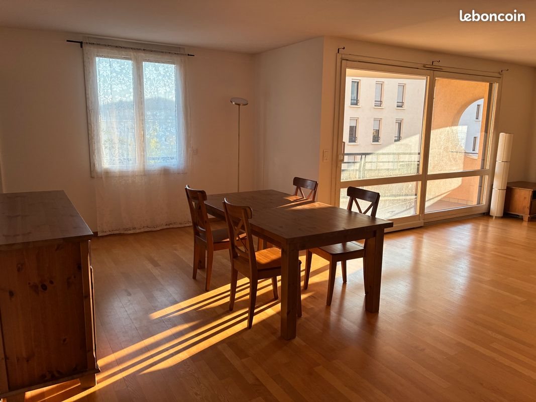 Appartement à louer, 126m², Saint-Julien-en-Genevois