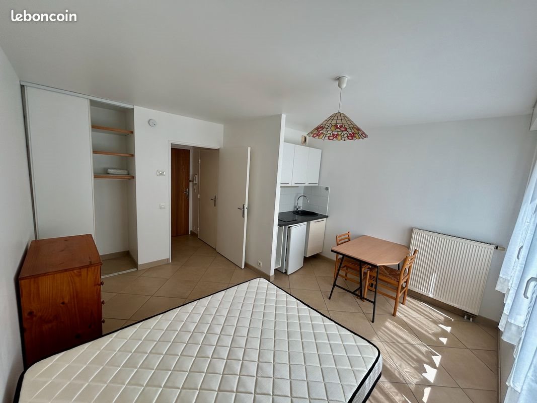 Appartement à louer, 20m², Rueil-Malmaison