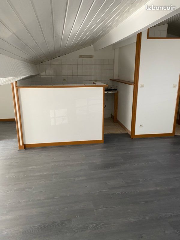 Appartement à louer, 50m², Coulonges-sur-l'Autize