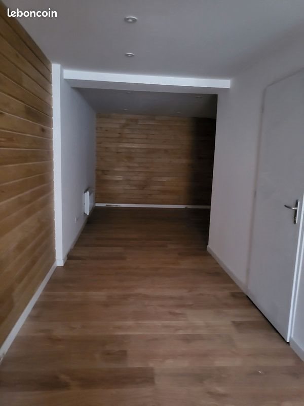 Appartement à louer, 50m², Poncin
