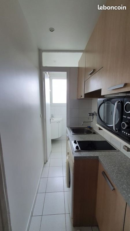 Appartement à louer, 28m², Paris 20ème