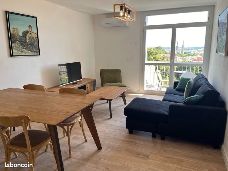 Appartement à louer, 40m², Nîmes