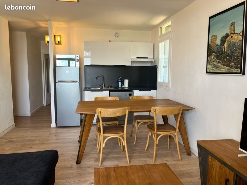 Appartement à louer, 40m², Nîmes