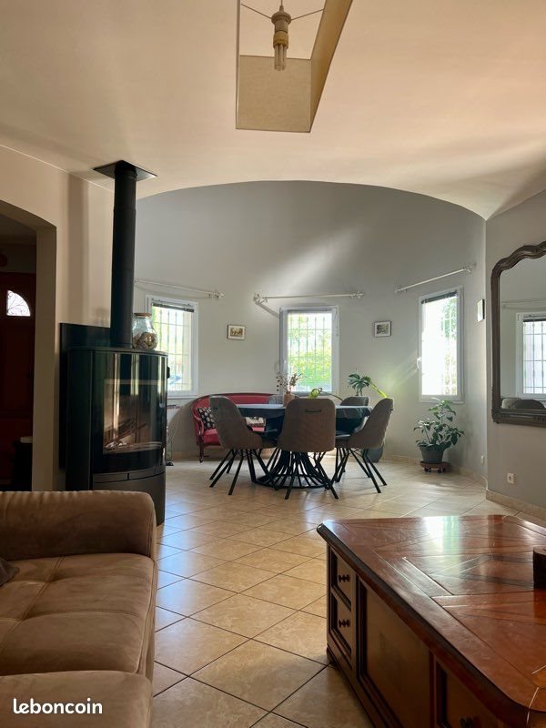 Maison à vendre, 140m², La Verdière