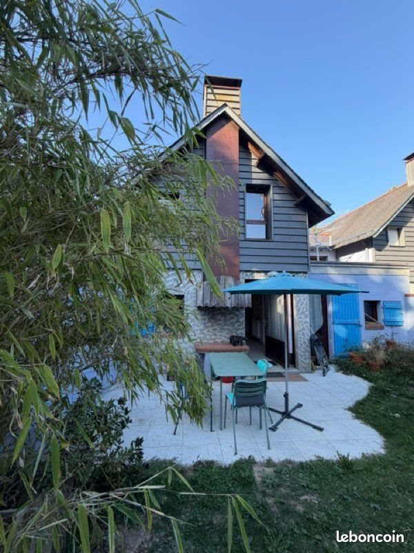 Maison à louer, 82m², Camoël
