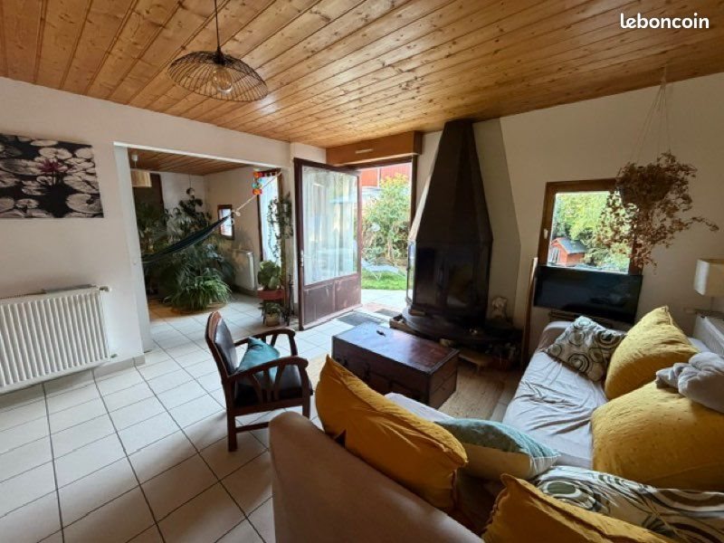 Maison à louer, 82m², Camoël