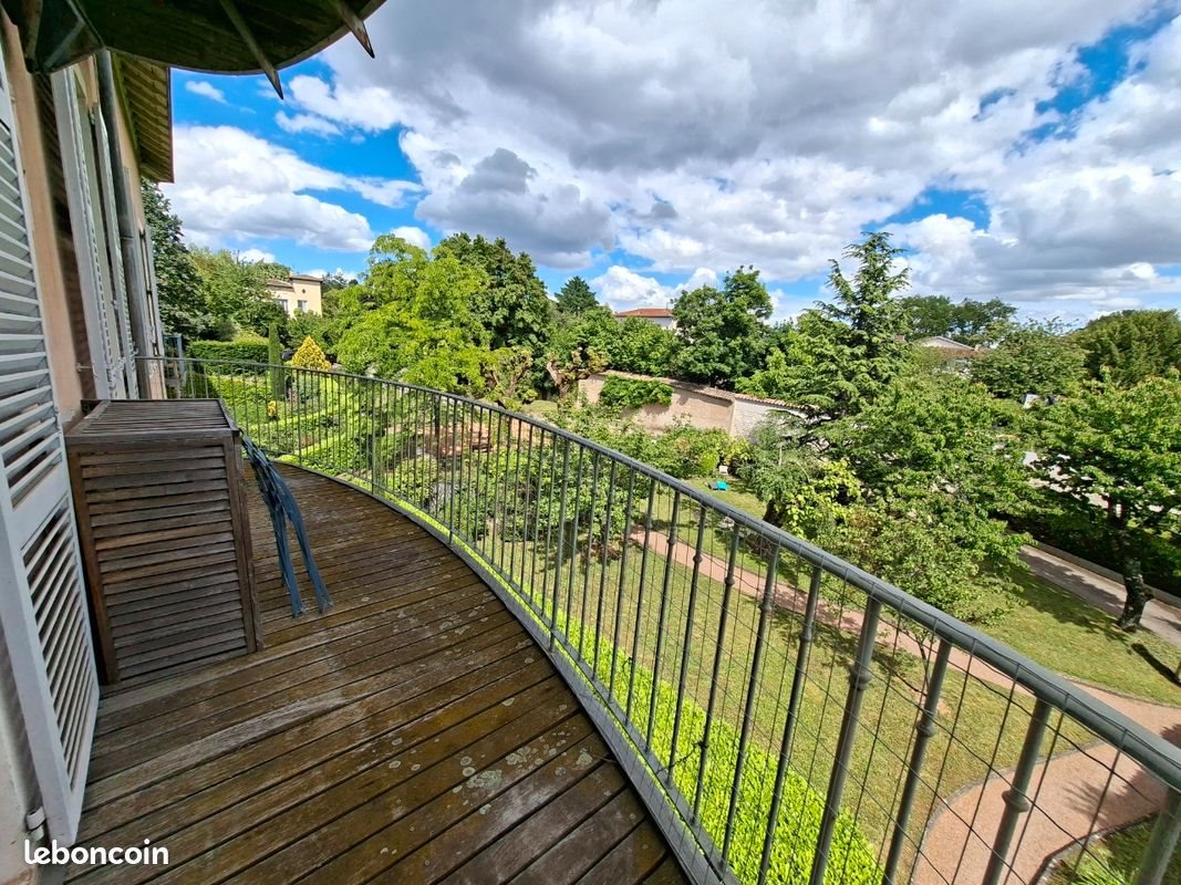 Appartement à louer, 130m², Sainte-Foy-lès-Lyon