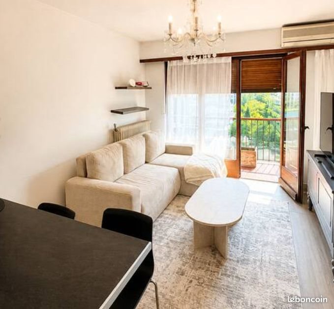 Appartement à louer, 83m², Annemasse