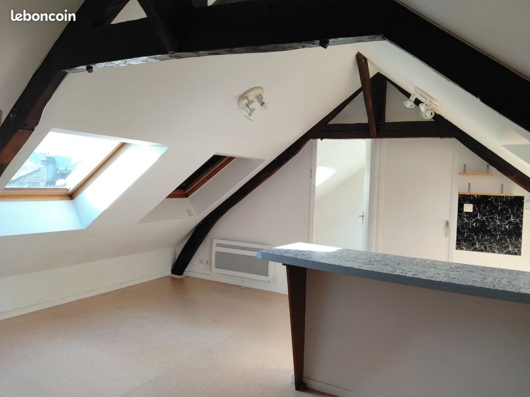 Appartement à louer, 27m², Cinqueux