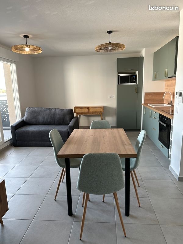 Appartement à louer, 45m², Luc-la-Primaube