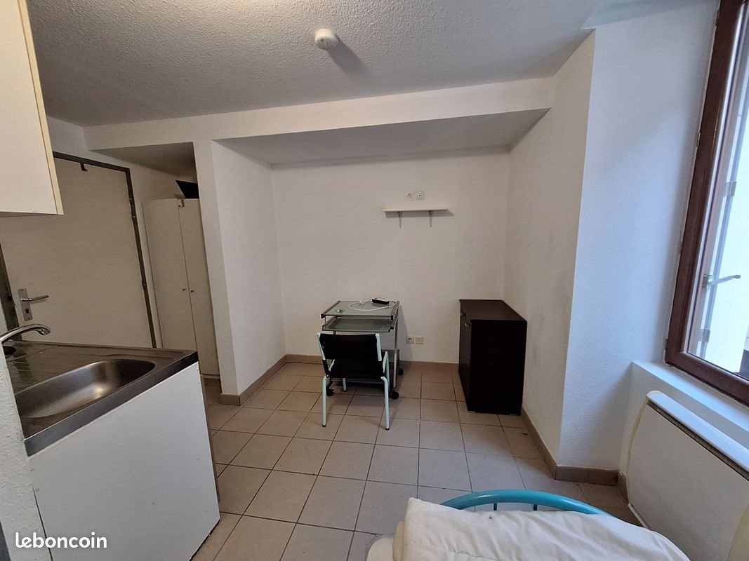 Appartement à louer, 15m², Tournon-sur-Rhône