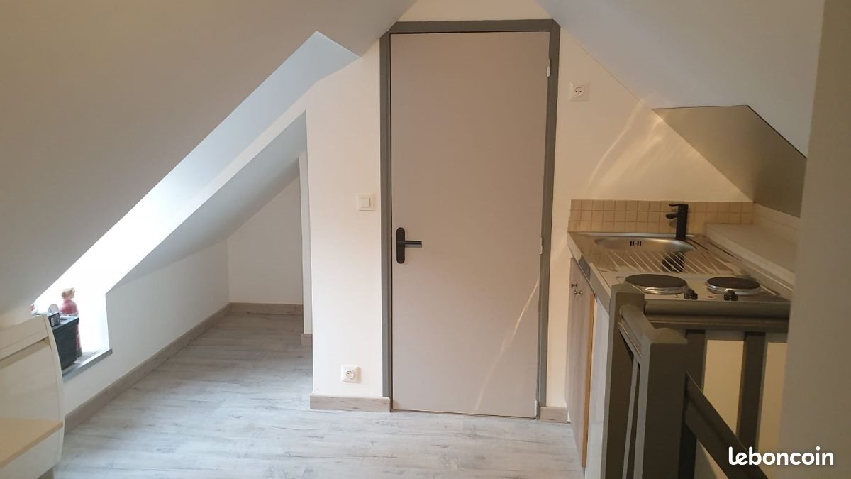 Appartement à louer, 18m², Brûlon