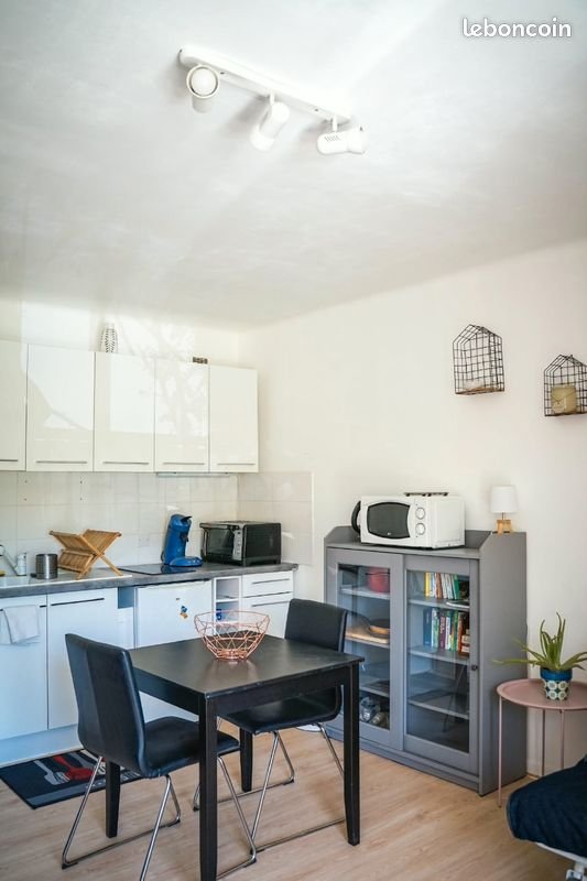 Appartement à louer, 24m², Hyères