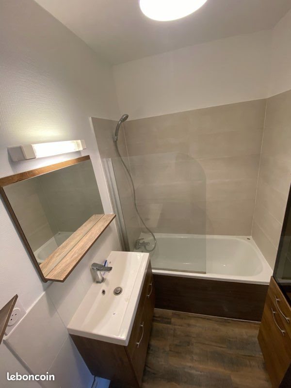 Appartement à louer, 25m², Niort
