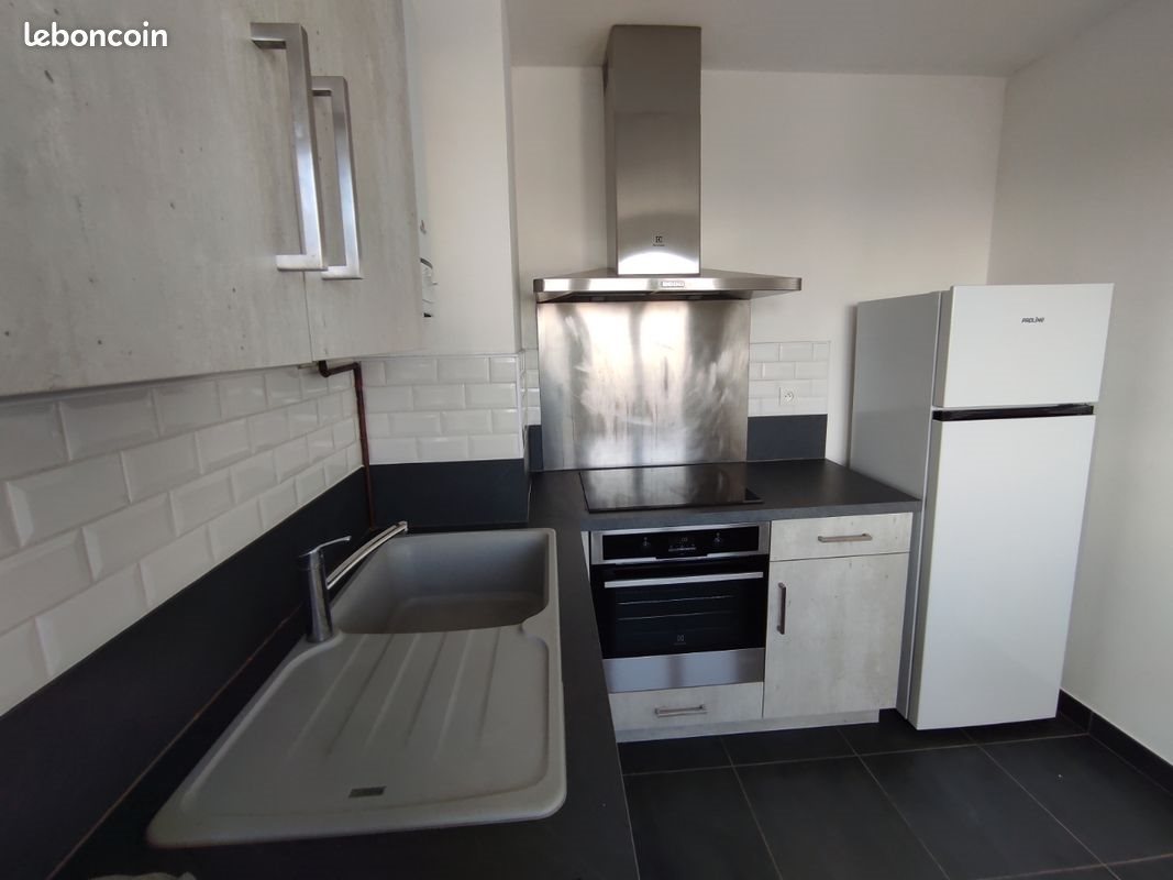 Appartement à louer, 48m², Saint-Priest