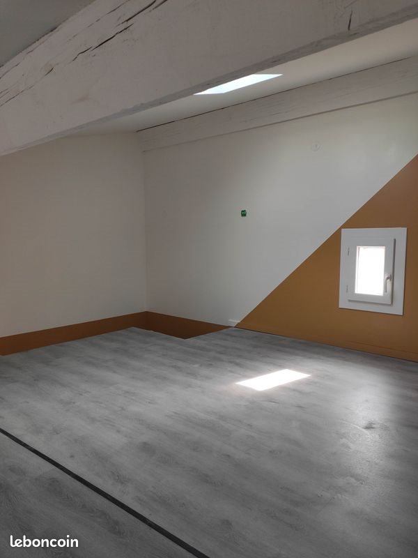 Maison à louer, 45m², Collias