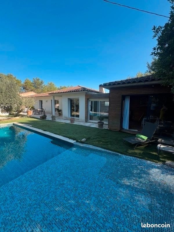 Maison à vendre, 170m², Roquevaire