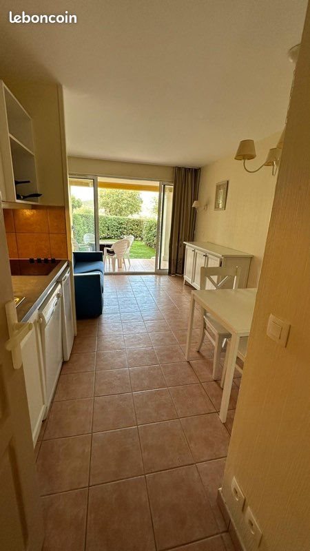 Appartement à louer, 28m², Roquebrune-sur-Argens