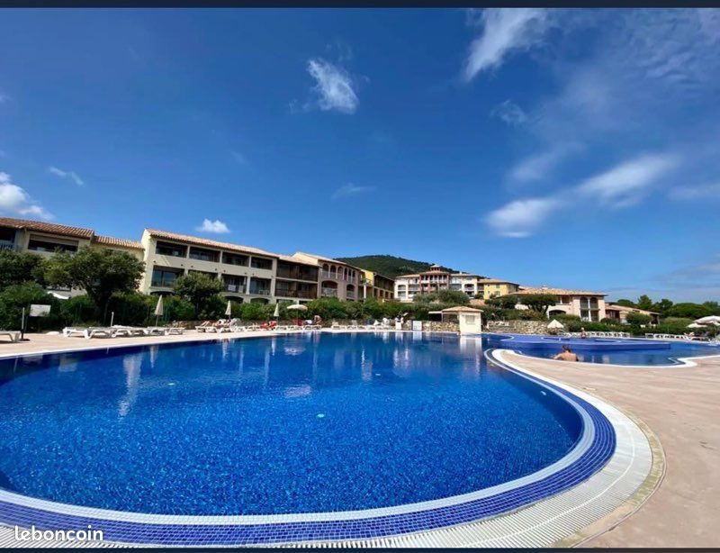 Appartement à louer, 28m², Roquebrune-sur-Argens