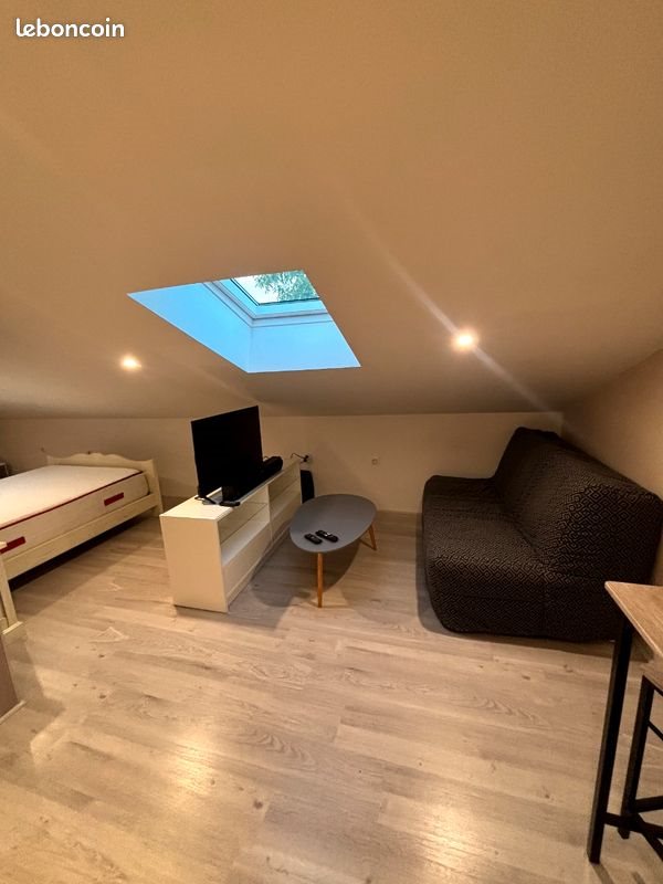 Appartement à louer, 33m², Ahuy