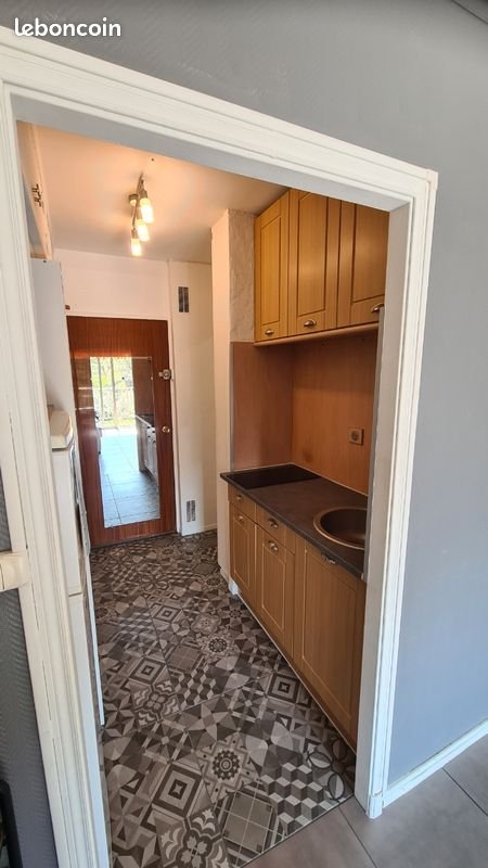 Appartement à louer, 24m², Peymeinade