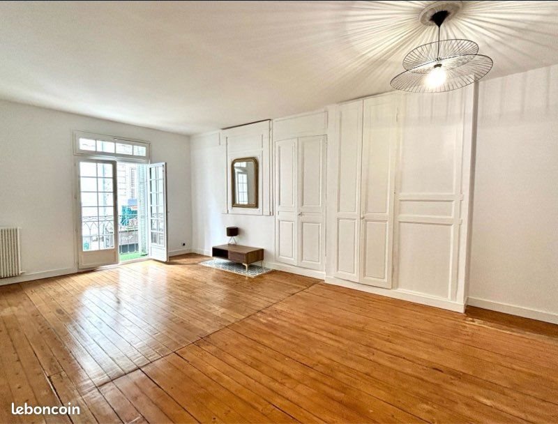 Appartement à louer, 81m², Tours