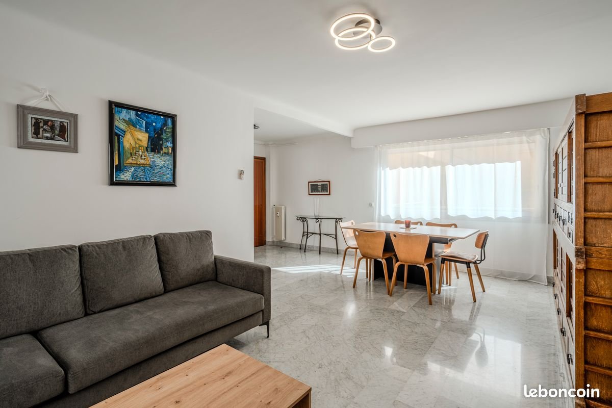Appartement à louer, 75m², Cannes