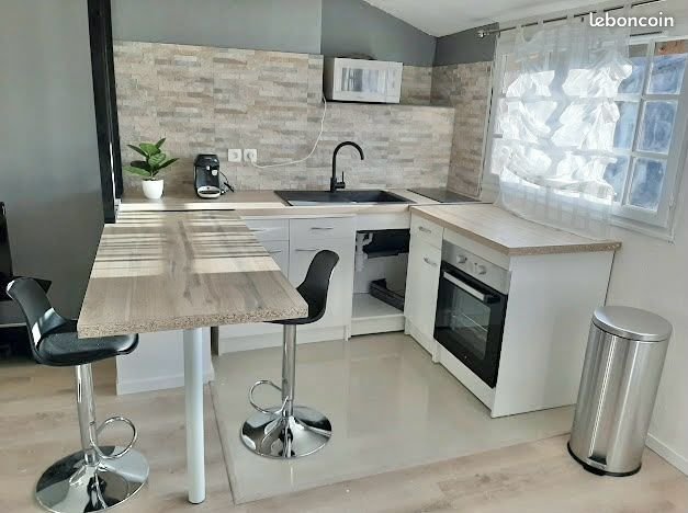 Appartement à louer, 32m², Nîmes