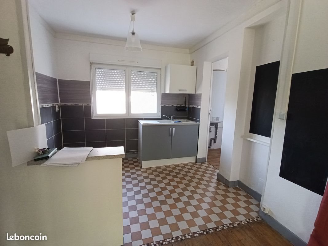 Appartement à louer, 71m², Montendre