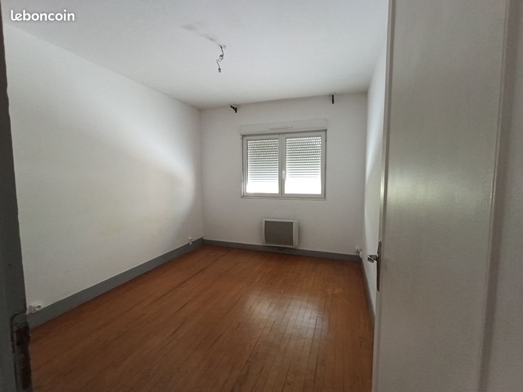 Appartement à louer, 71m², Montendre