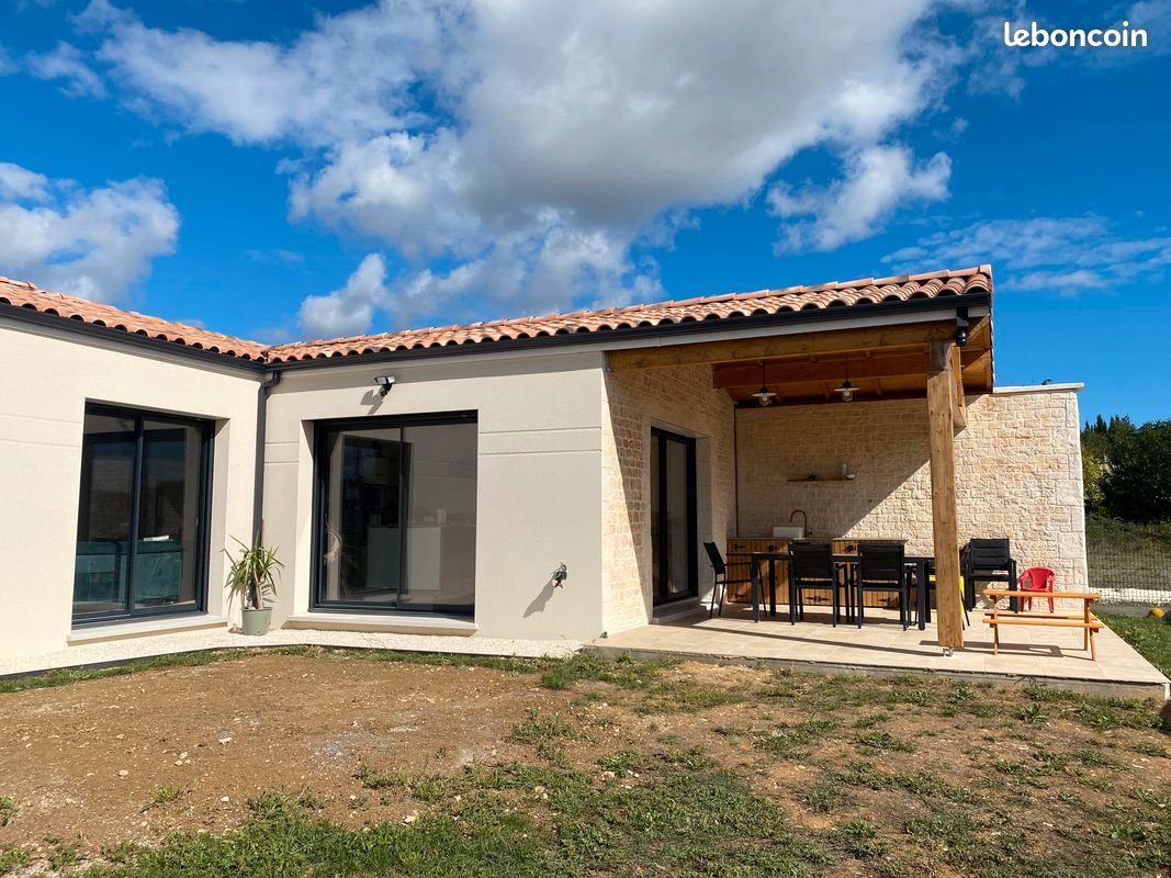 Maison à vendre, 111m², Thénac