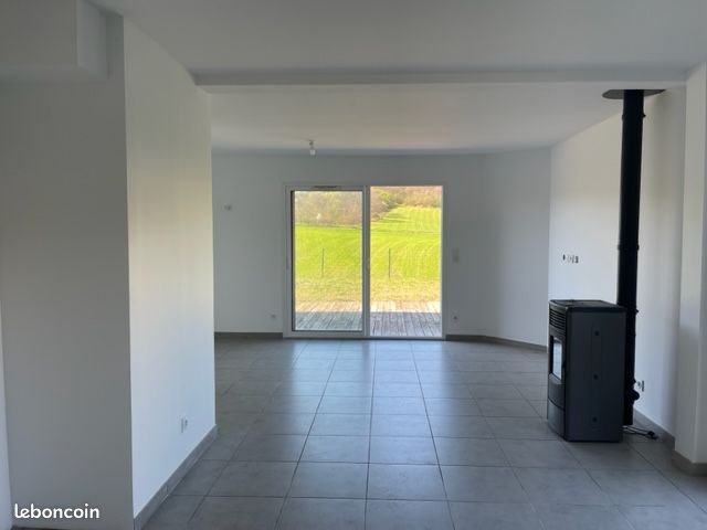 Maison à louer, 100m², Vourles